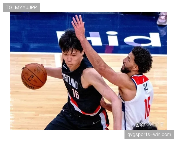 杨瀚森内线强攻提升篮板率，关键赛季展现生长型价值